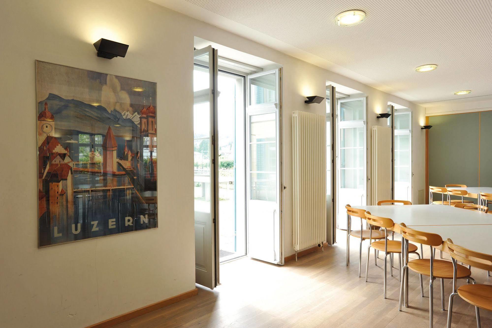 Richterswil Youth Hostel Exteriör bild